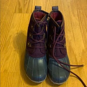 TOMMY HILFIGER DUCK BOOTS
